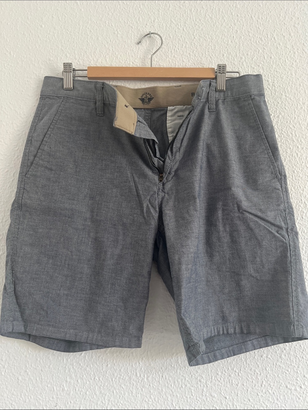 Dockers Men’s Gray Flat Front Shorts